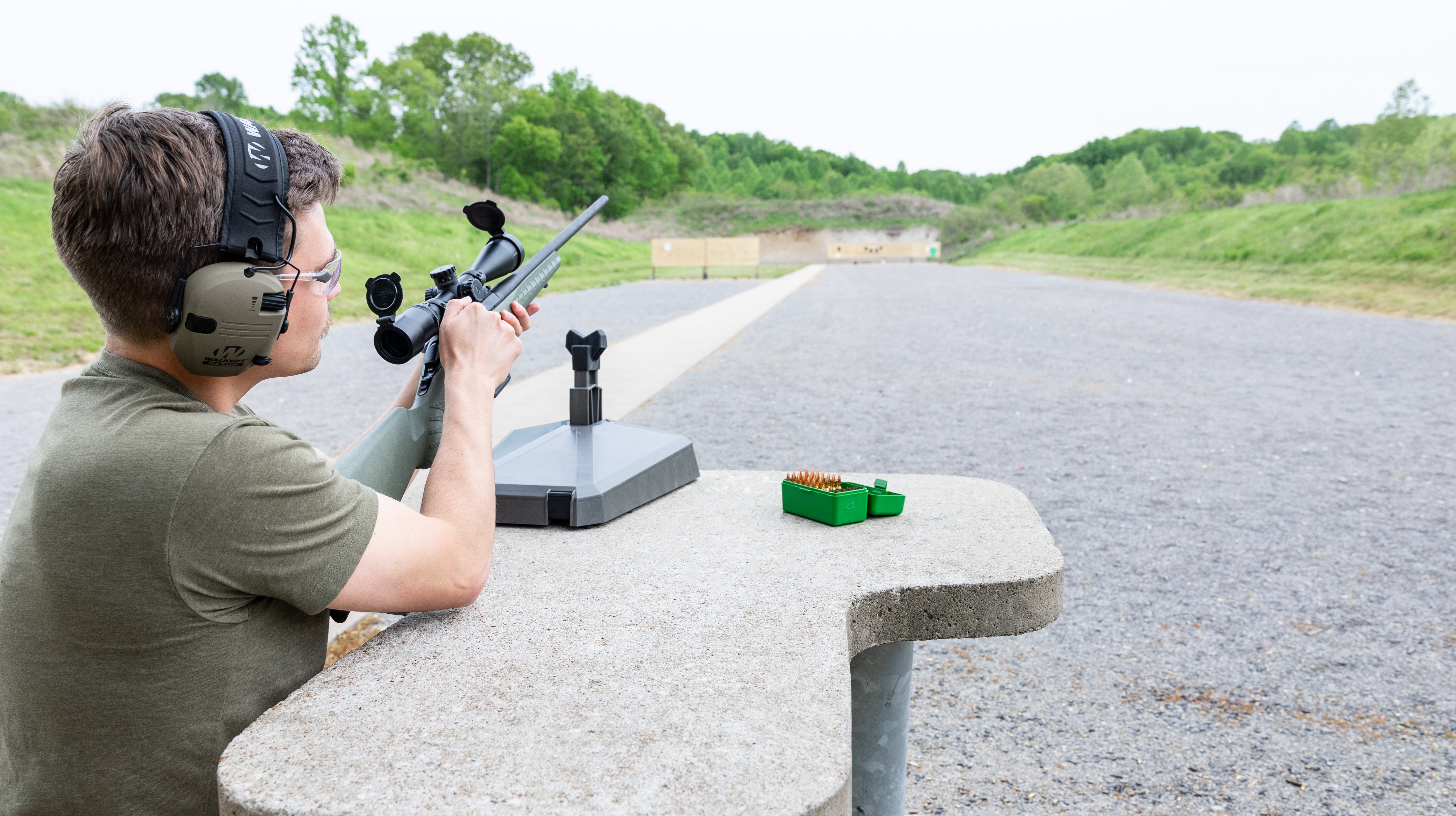 MSRMS - ArmAR™ Modern Sporting Rifle Maintenance Stand and Shooting Rest