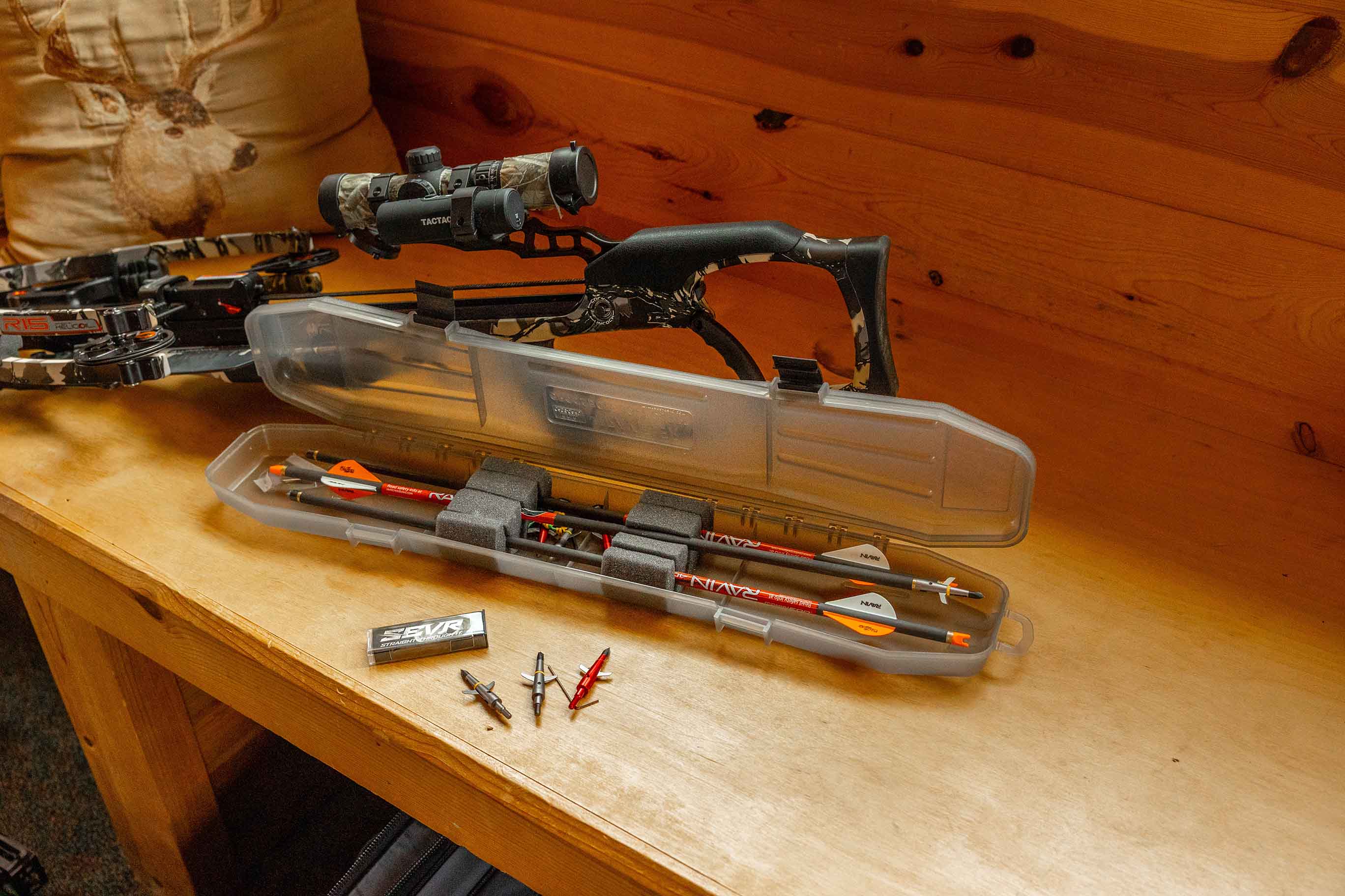 BTBC-41 - Traveler Bolt Case 6 Crossbow Bolt up to 24.25"