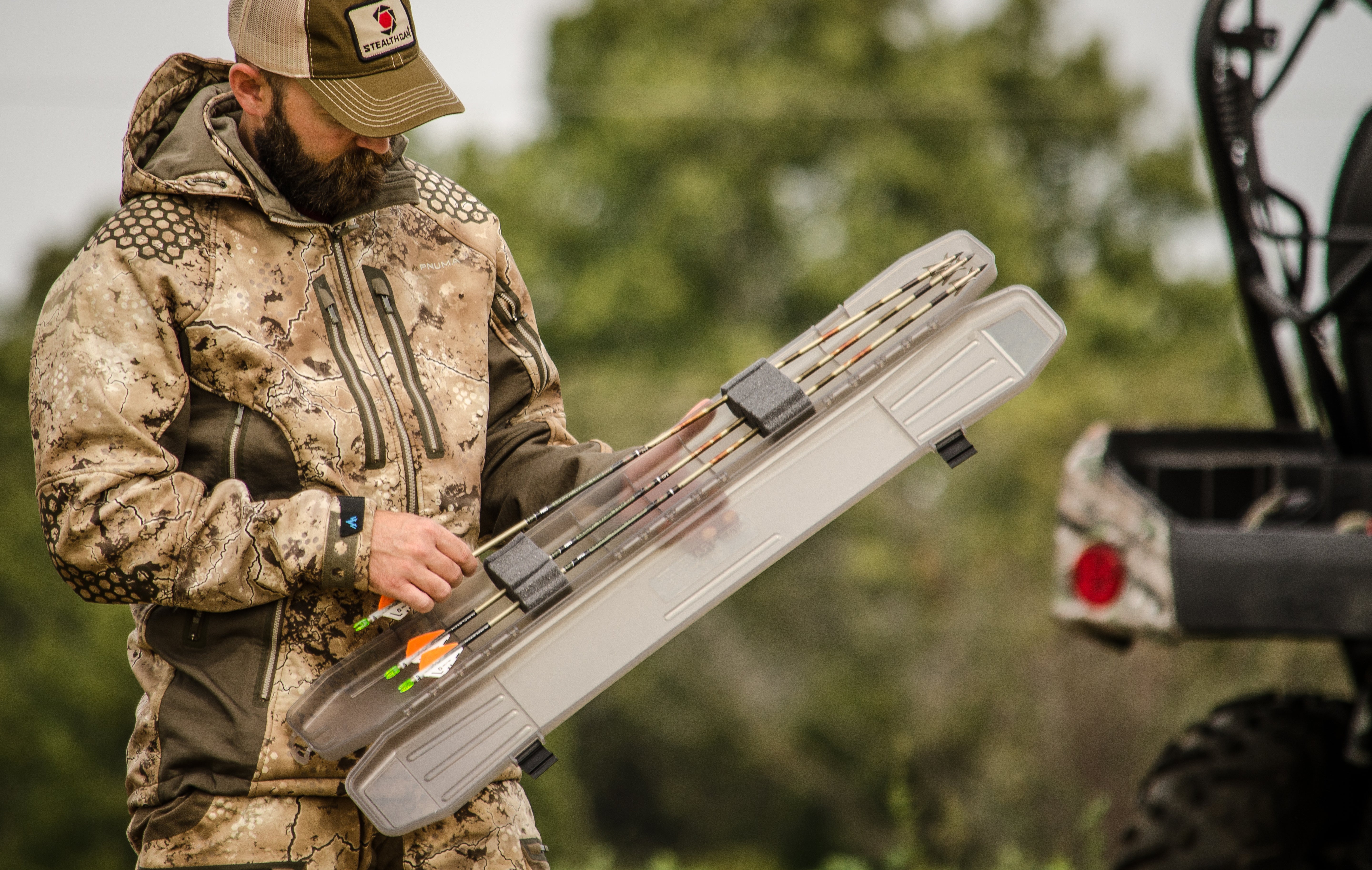 BTAC-41 Traveler Arrow Case – Holds 9 Arrows up to 34"